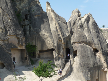 P1040572.JPG 3456x2592 index 328